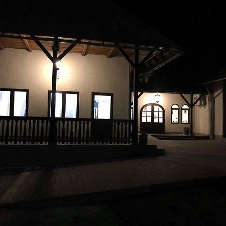 Zajazd Podzamcze Олькуш Экстерьер фото